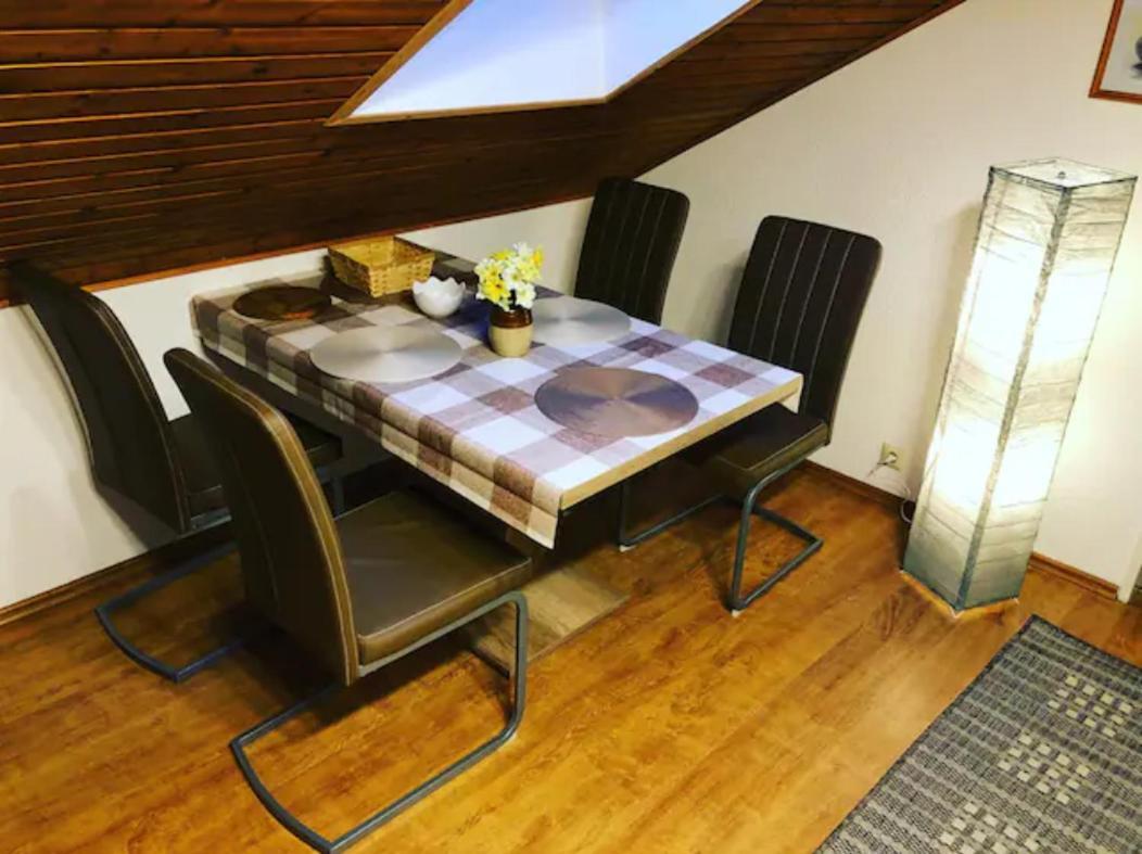 Ferienwohnung Am Bodensee - 2023 Neu Renoviert! Meersburg Eksteriør billede